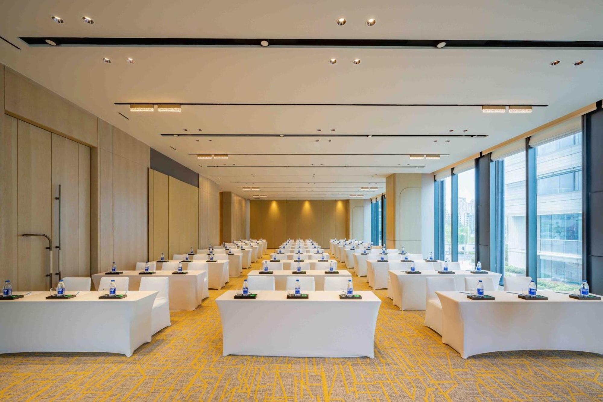 Even Hotels Shanghai Expo By Ihg Exterior photo